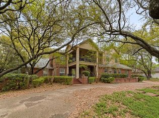 2 Eastshore Rd, Heath, TX 75032