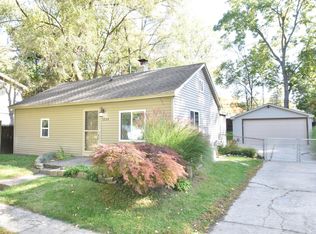 3234 Whitfield Dr, Waterford, MI 48329