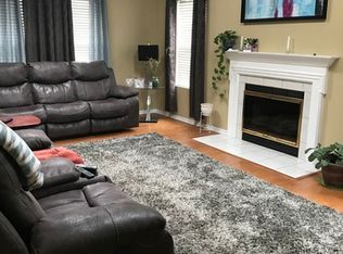702 Huntington Ct, Bourbonnais, IL 60914