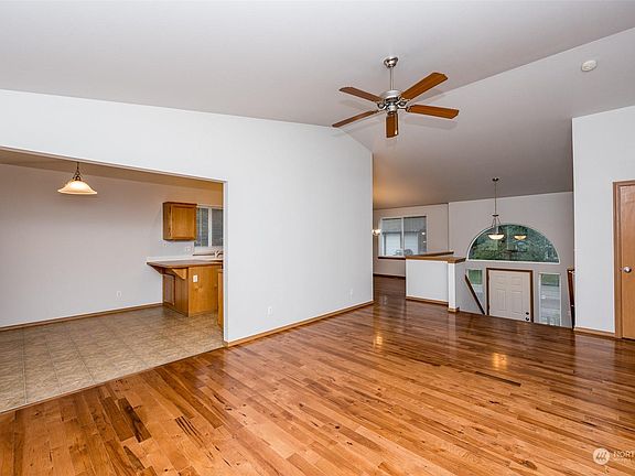 2nd image of 5617 206th Street Ct E