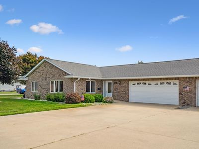 1015 Main St, Jesup, IA, 50648
