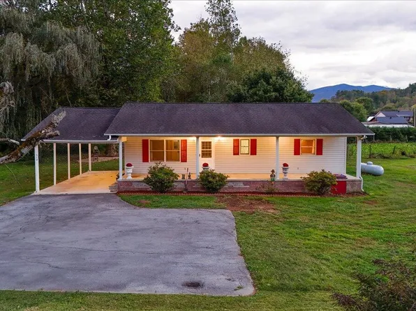 512 Race St, Roan Mountain, TN 37687