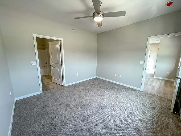 620 Research Dr — Photo 25