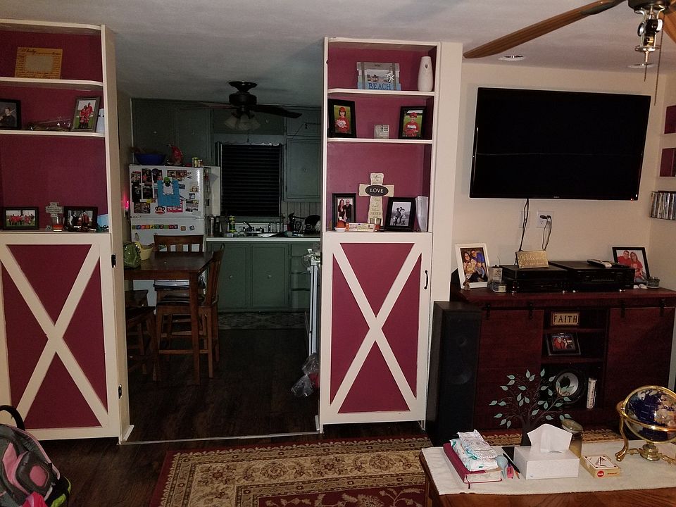 2nd image of 5202 E Vermillion Ave