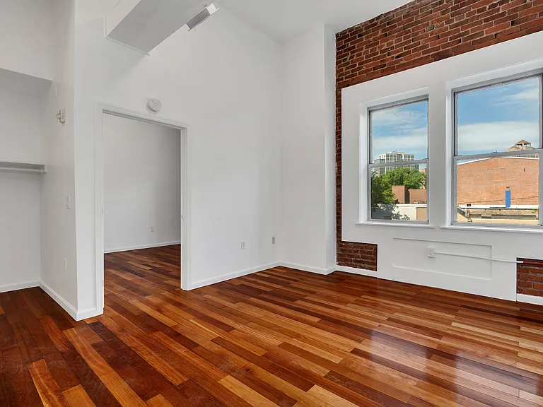 850 Grand Ave #204 — Photo 16