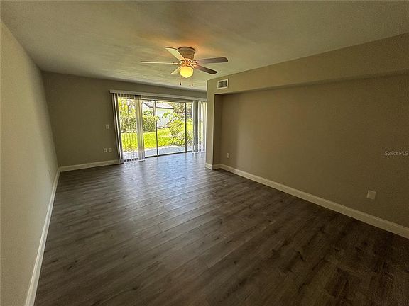 4th image of 4403 S SEMORAN BOULEVARD #5