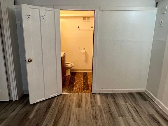 5th image of 5434 W Kamerling Ave #B