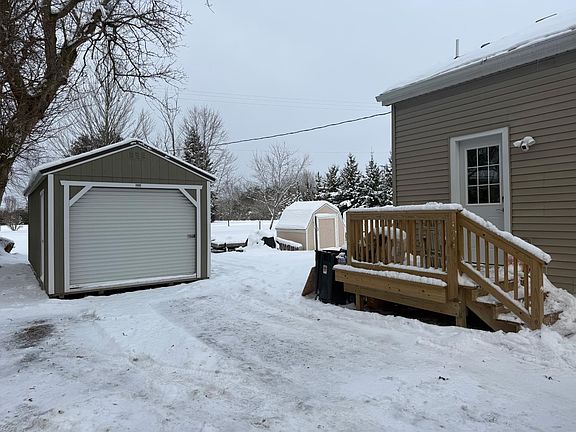 2nd image of 12525 Irish Rd