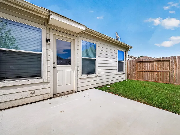 14922 Sugar Sweet Dr — Photo 46