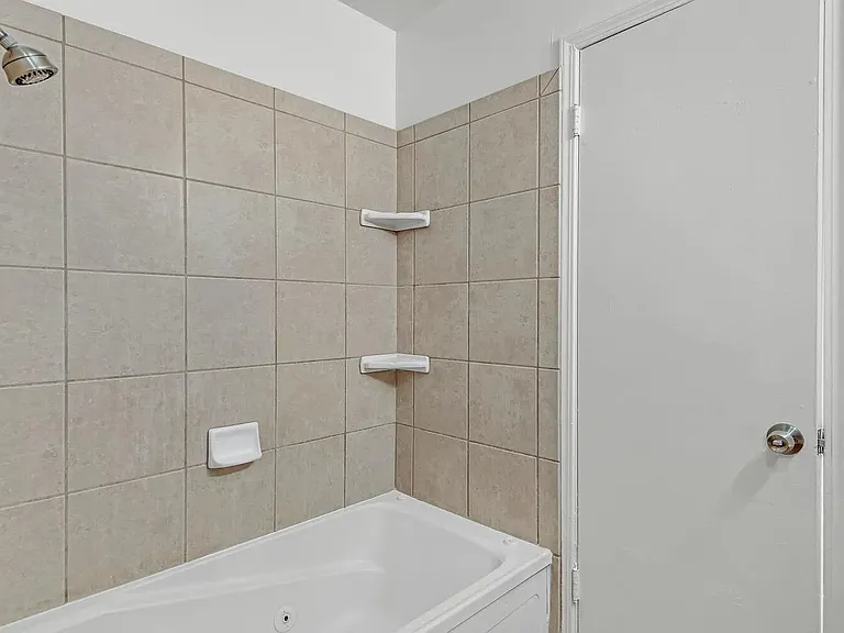 1930 Stillman Ave — Photo 16