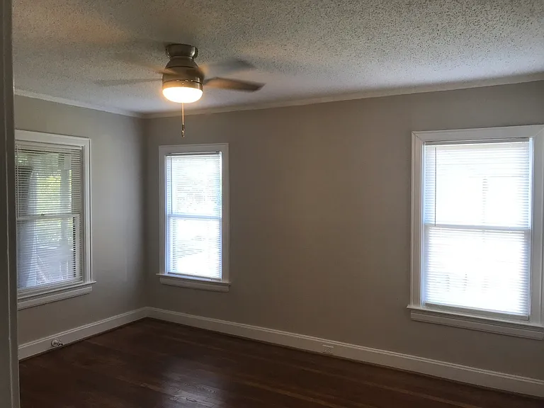 6012 La Vista Dr — Photo 8
