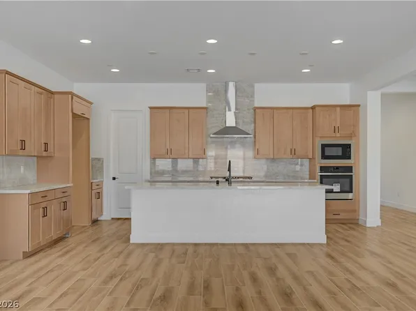 5689 Searching Bear Ct, Las Vegas, NV 89149
