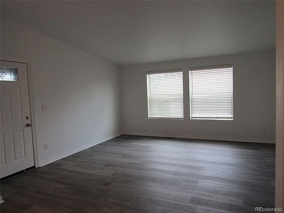5th image of 3232 W Custer Place