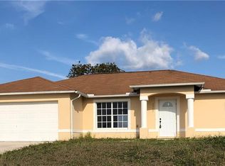 2527 NW 8th Pl, Cape Coral, FL 33993