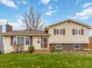 857 Frampton Ln, Moncton, NB E1G1S1