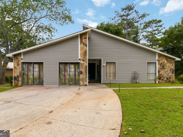 8847 Wellston Ct, Jonesboro, GA 30238