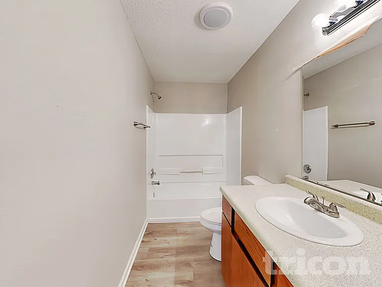 631 Fern St — Photo 8