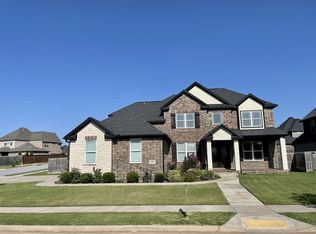 4407 SW Barton St, Bentonville, AR 72713