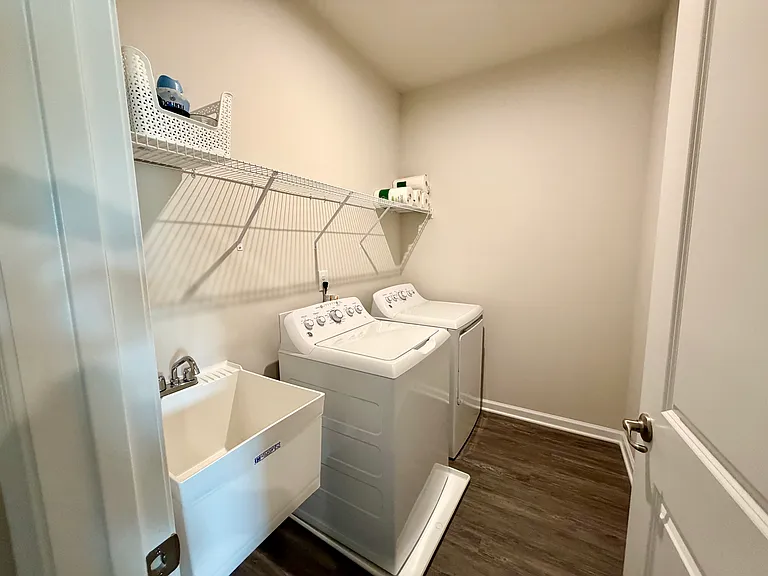 141 Callowhill Ln — Photo 22