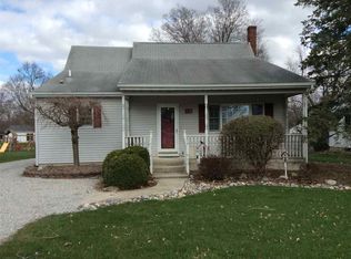 706 N Jefferson St, Ossian, IN 46777