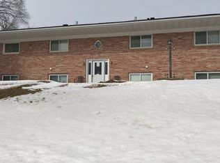 1316 Division St E, Faribault, MN 55021