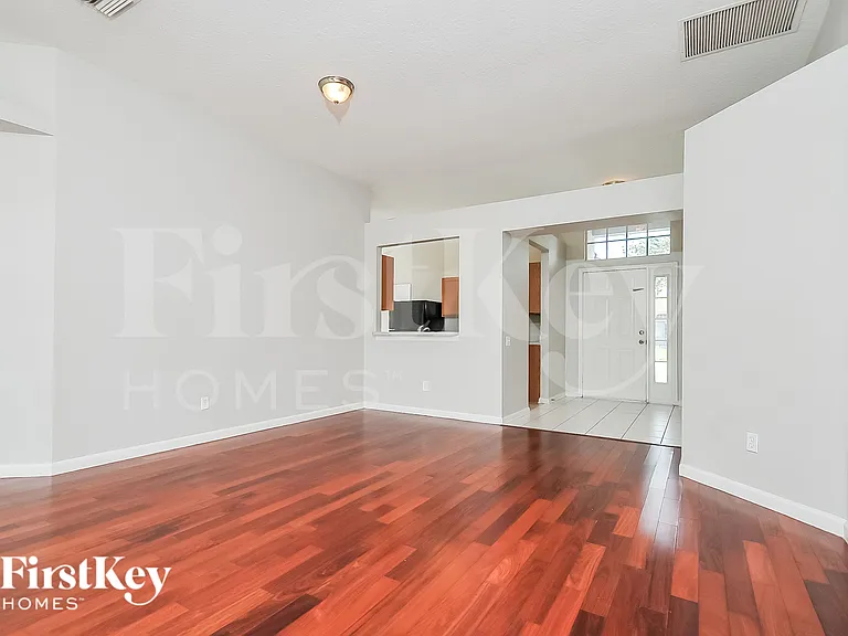 10452 Hunters Haven Blvd — Photo 2