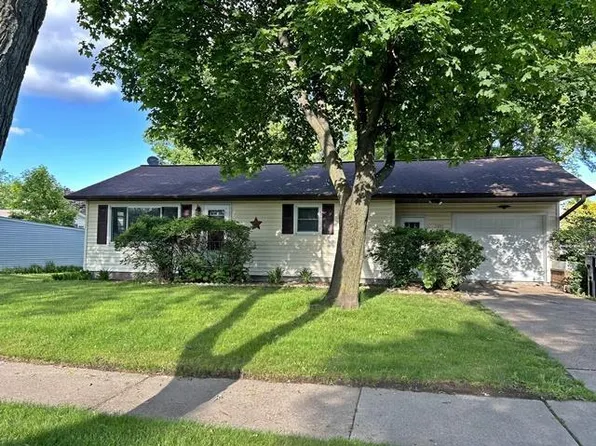 1601 South PALMETTO AVENUE, Marshfield, WI 54449