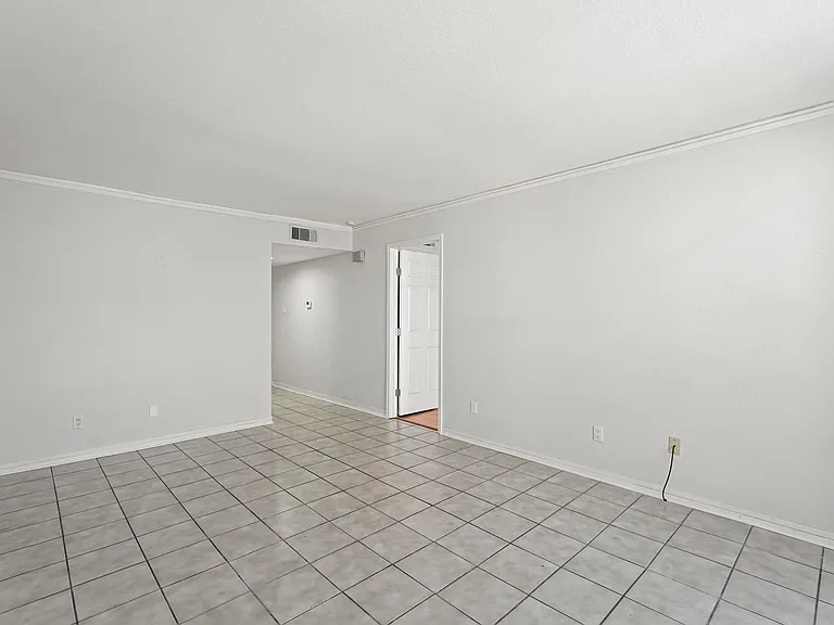 4637 Wild Indigo St #492 — Photo 7