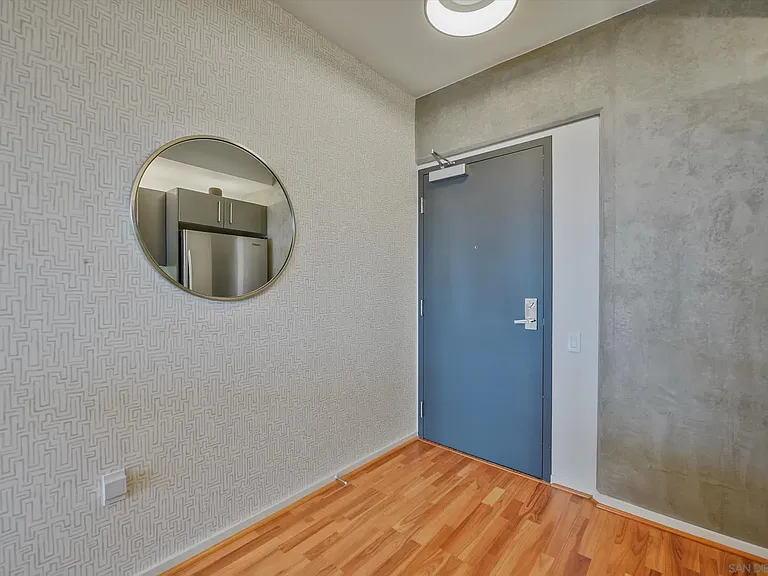 321 10th Ave #1603 — Photo 30