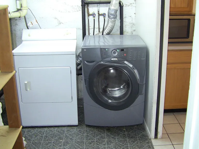 642 E Browning Ave #B — Photo 4