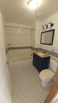 Rented by H L Dynasty Real Estate Corp | media 9