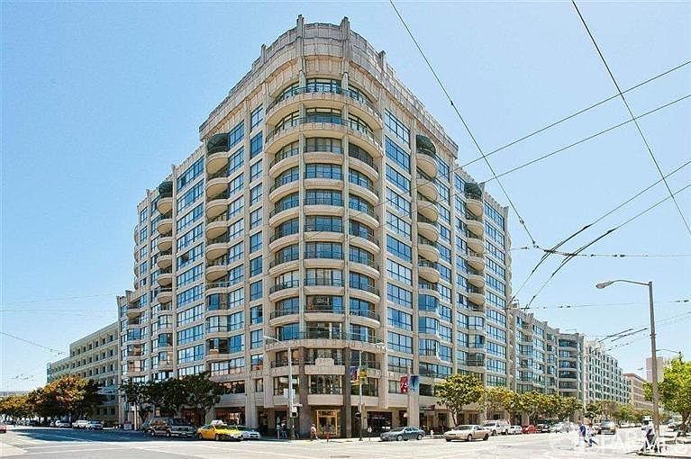 1st image of 300 3rd St APT 509