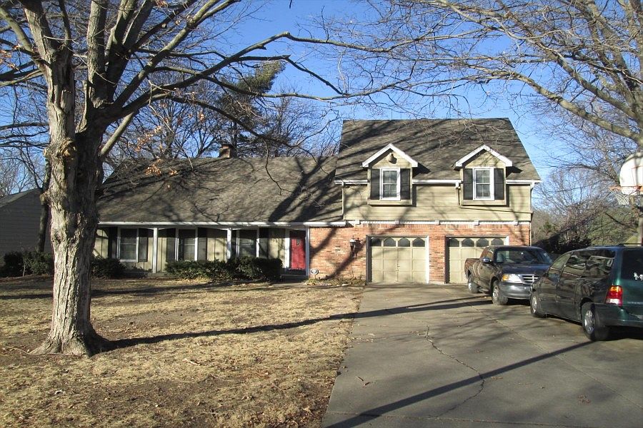 1st image of 600 W 113th St