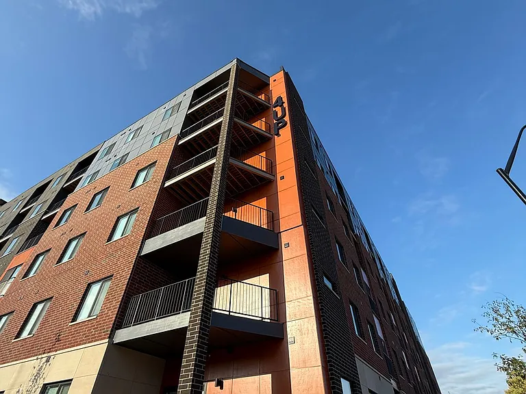 4UP Luxury Apartments — Photo 2