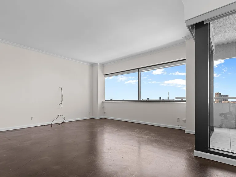 5000 Montrose Blvd #16B — Photo 6