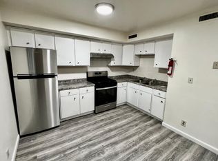 518 Saint Marys Dr, Steelton, PA 17113