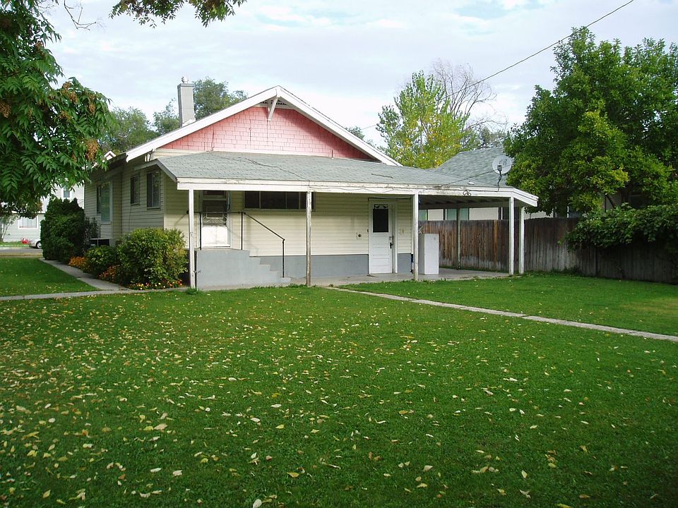 2nd image of 424 15th Ave S