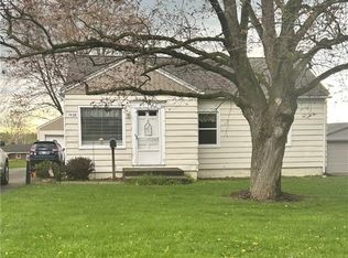 7438 Westview Dr, Youngstown, OH 44512