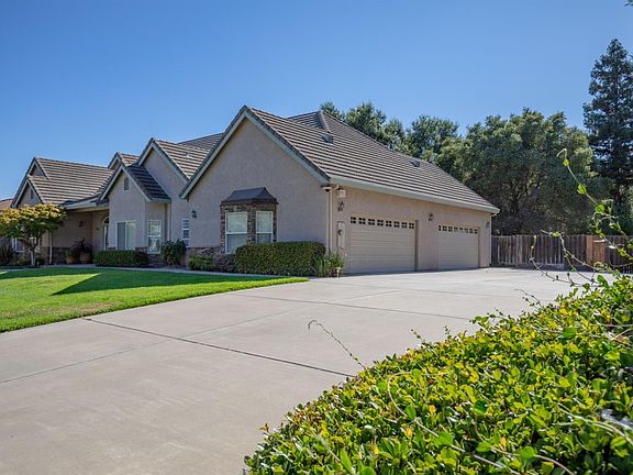 4th image of 9907 Country Oak Ct