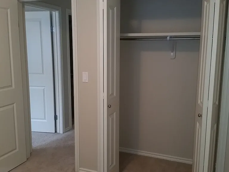 303 Slimmon Pl — Photo 14