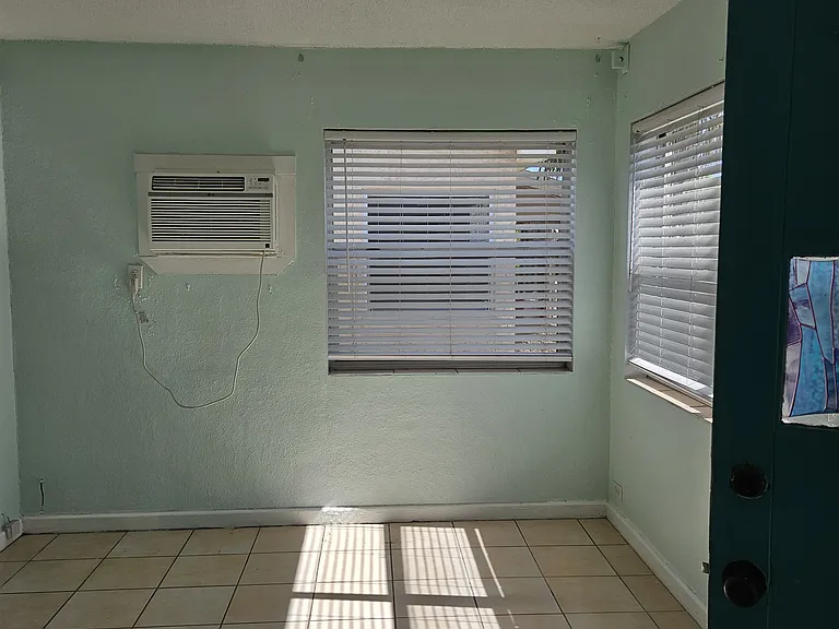 221 Condict Dr #3 — Photo 2
