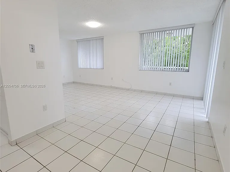 7601 Dickens Ave #402 — Photo 8