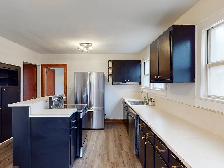 3327 Sims St — Photo 10