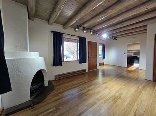 1806 Hopi Rd, Santa Fe, NM 87505