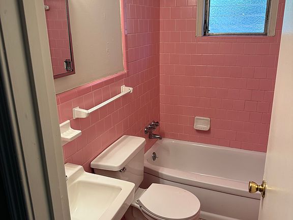 4th image of 3803 Duquesne Dr