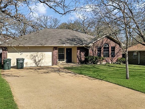2nd image of 3011 Manorwood Dr