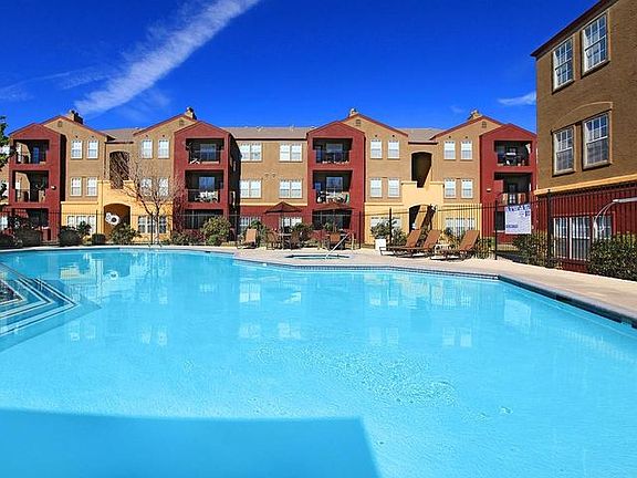 2nd image of 3305 Calle Cuervo NW APT 623