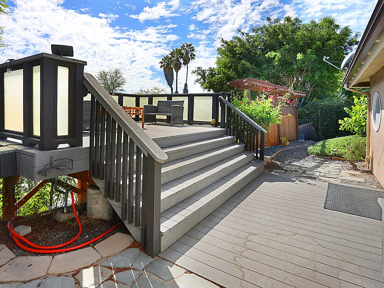 1800 Yermo Pl — Photo 29