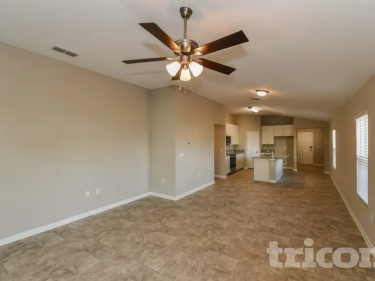 2025 Howard Christy Ct — Photo 3