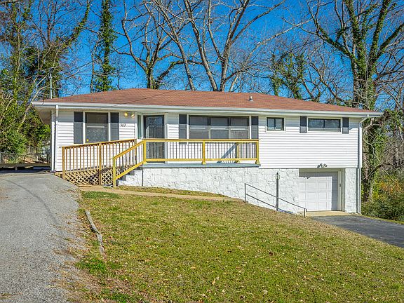 5th image of 3653 Larry Ln